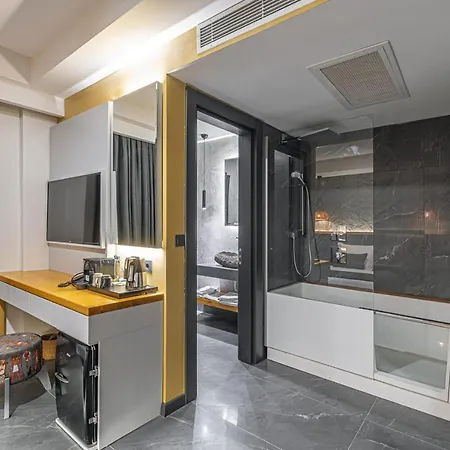 Hotel Surga Alacati *