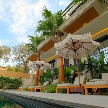 Hotel Surga Alacati *