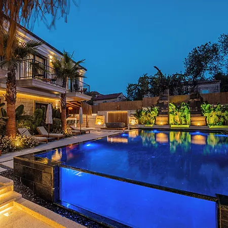 Surga Alaçatı Otel