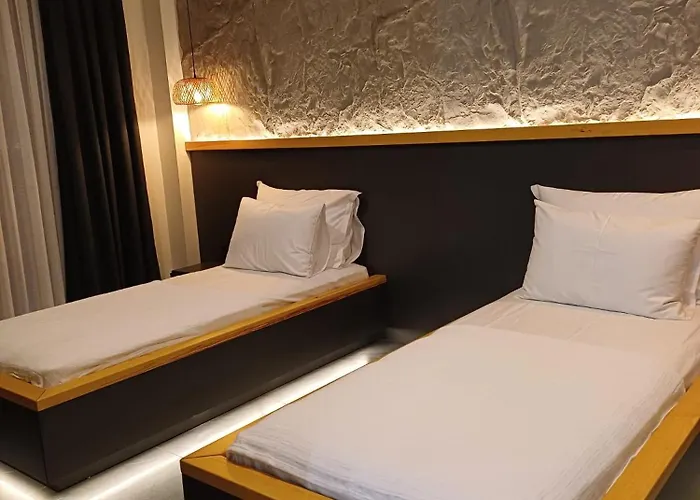 Surga Alacati Hotel *